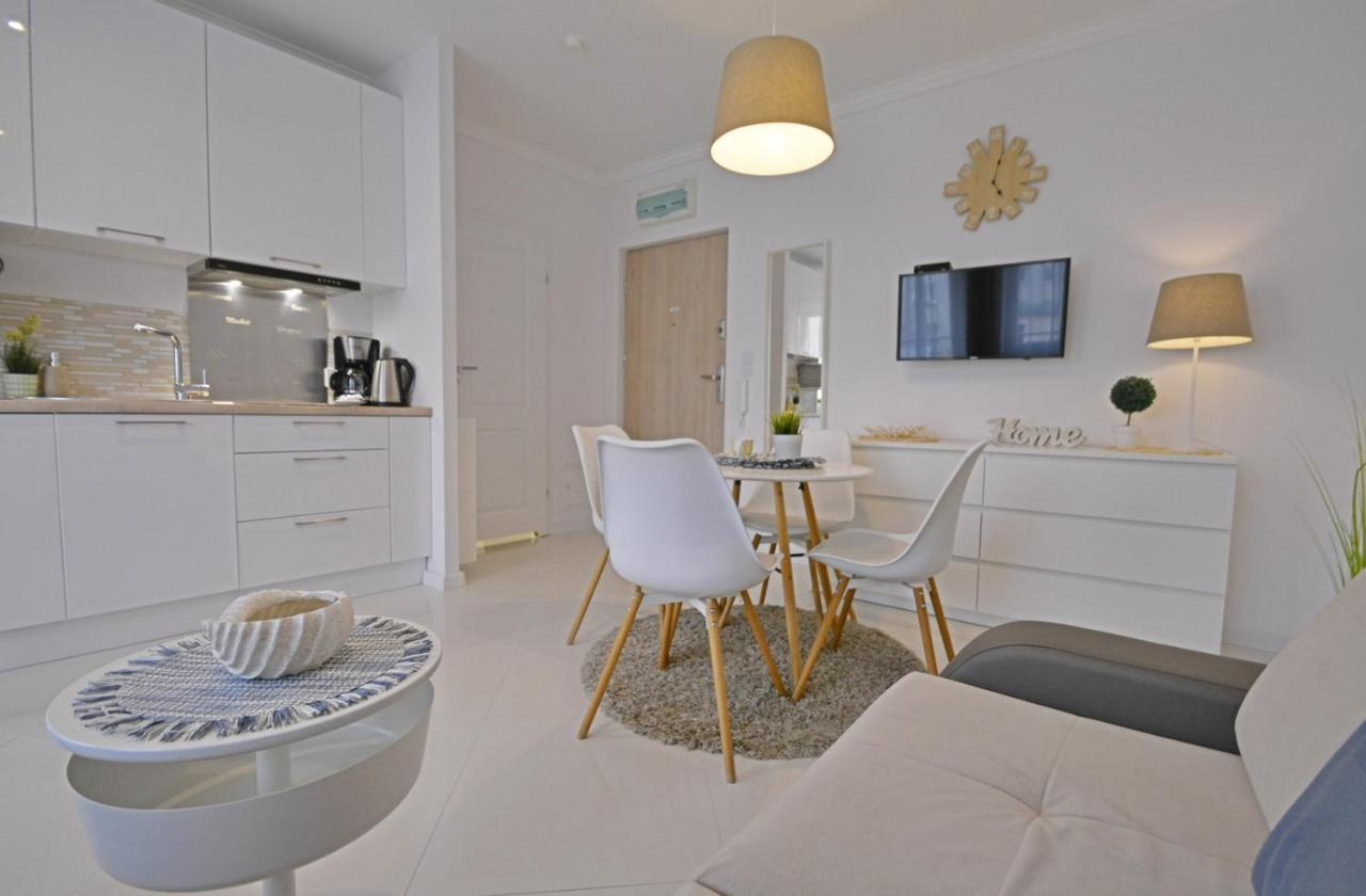 Apartamenty Bryza - Kwartal Rozy Wiatrow - Garaz Swinemünde Exterior foto